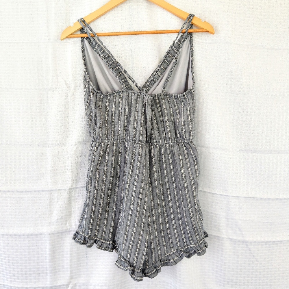 Paper Crane Shorts Romper - Picture 2 of 4